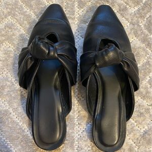 A New Day. Women’s Loretta Mule Flats. Black. 5.